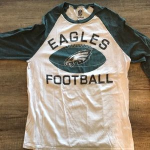 Long sleeved NFL Eagles Baseball Tee, Size Med